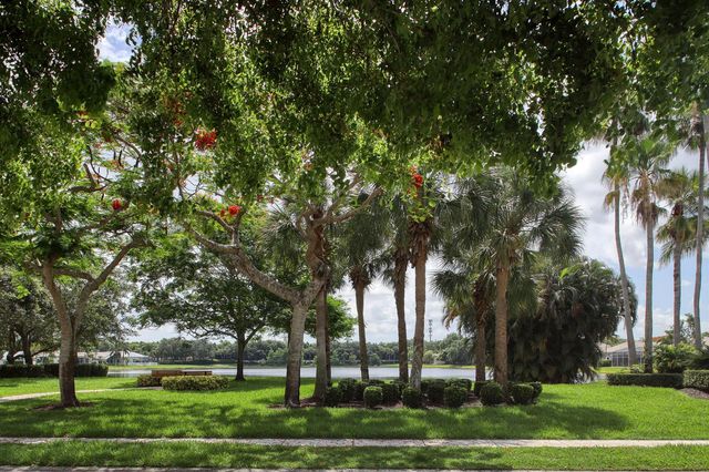9689 Positano Way, Lake Worth, FL 33467