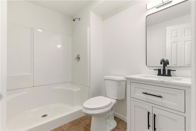 16405 E 3rd Terr Court N, Independence, MO 64056