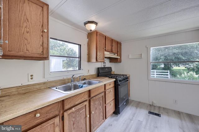 410 WILLOW ST, Highspire, PA 17034