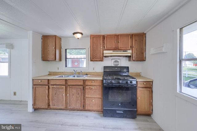 410 WILLOW ST, Highspire, PA 17034