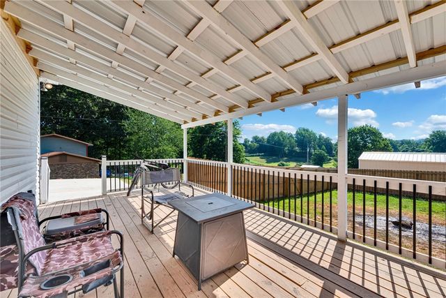 664 Debra Drive, Westminster, SC 29693