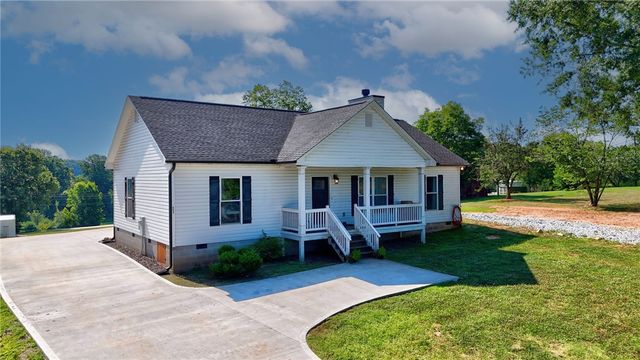 664 Debra Drive, Westminster, SC 29693