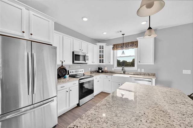 664 Debra Drive, Westminster, SC 29693