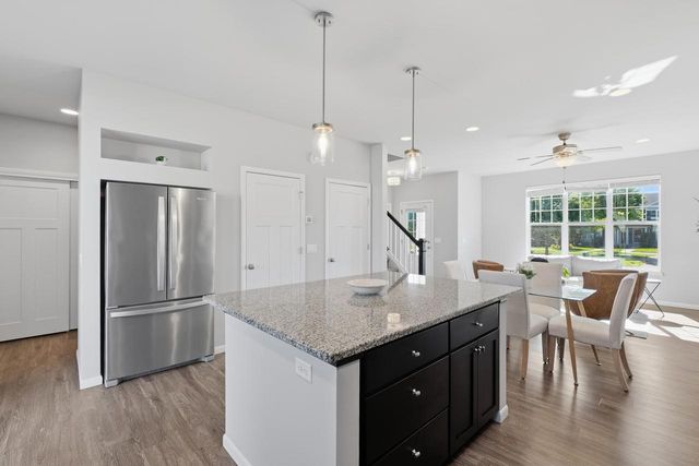 1092 O'Keeffe Avenue, Sun Prairie, WI 53590