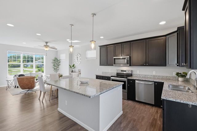 1092 O'Keeffe Avenue, Sun Prairie, WI 53590