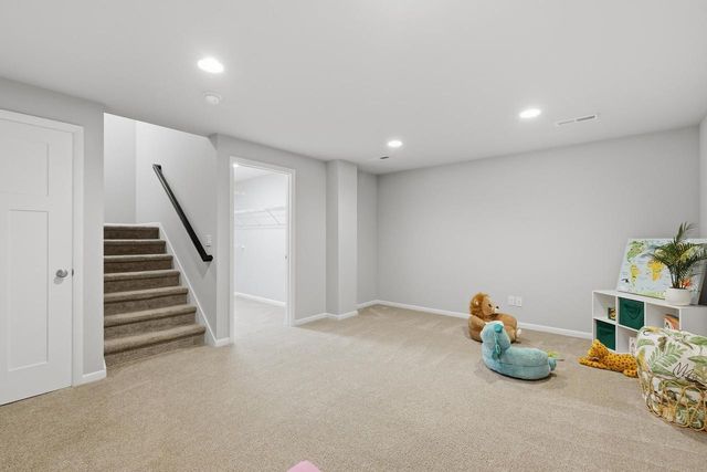 1092 O'Keeffe Avenue, Sun Prairie, WI 53590