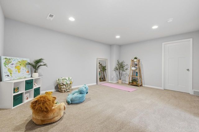 1092 O'Keeffe Avenue, Sun Prairie, WI 53590