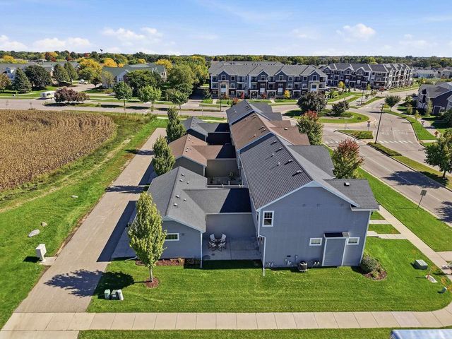 1092 O'Keeffe Avenue, Sun Prairie, WI 53590
