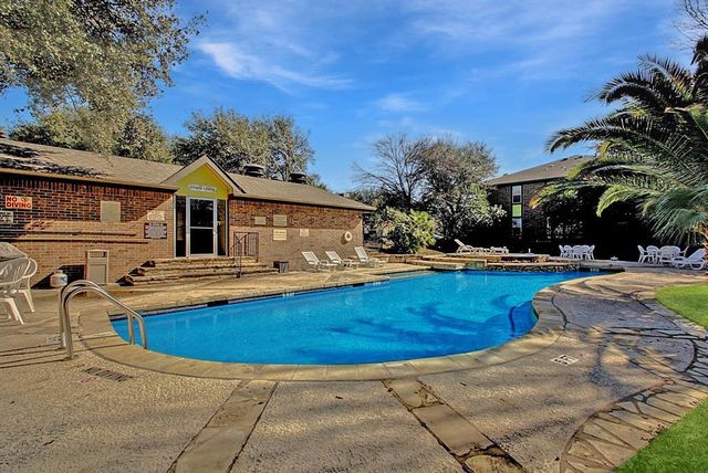 7685 Northcross DR 720, Austin, TX 78757