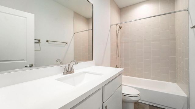 9573 Neuens Road A, Houston, TX 77080