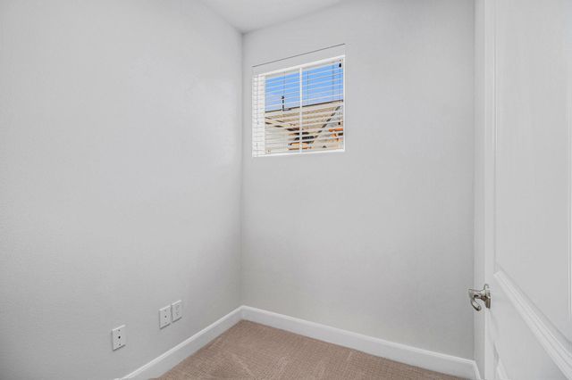 9573 Neuens Road A, Houston, TX 77080