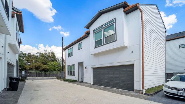 9573 Neuens Road A, Houston, TX 77080