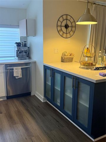 11155 NW 27th Pl, Sunrise, FL 33322