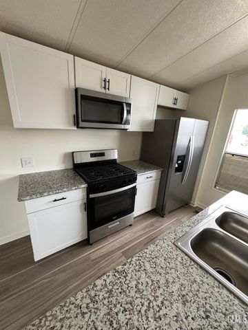 1301 Taft Highway 127, Bakersfield, CA 93307