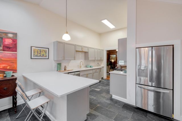 705 Hudgins ST, Smithville, TX 78957