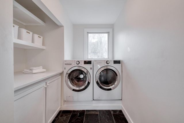 705 Hudgins ST, Smithville, TX 78957