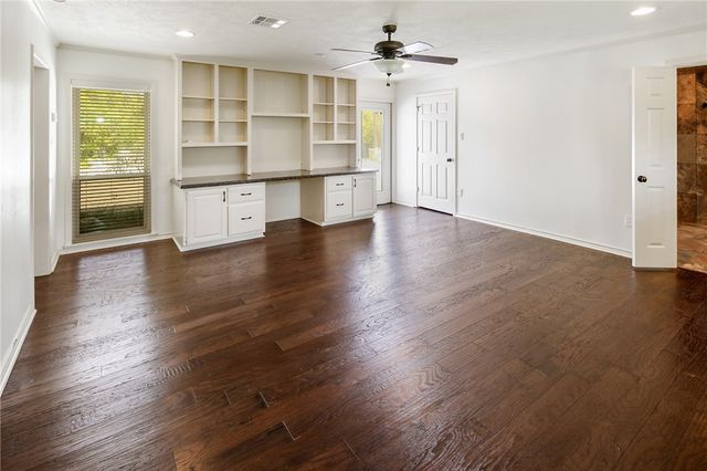 801 South Rosemary Drive, Bryan, TX 77802