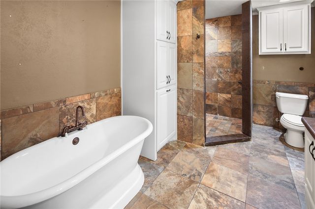 801 South Rosemary Drive, Bryan, TX 77802