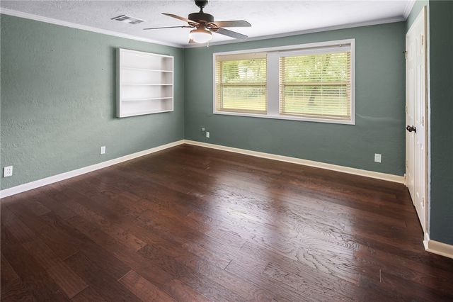 801 South Rosemary Drive, Bryan, TX 77802