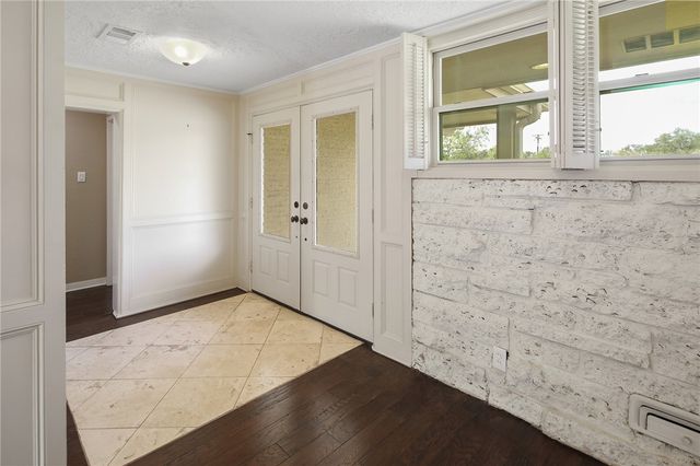 801 South Rosemary Drive, Bryan, TX 77802