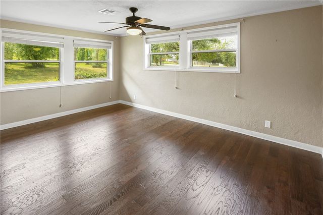 801 South Rosemary Drive, Bryan, TX 77802