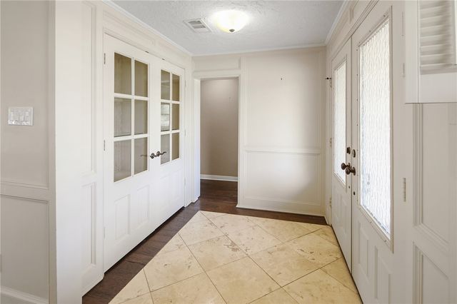 801 South Rosemary Drive, Bryan, TX 77802