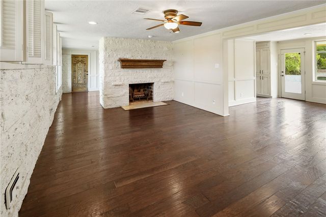 801 South Rosemary Drive, Bryan, TX 77802