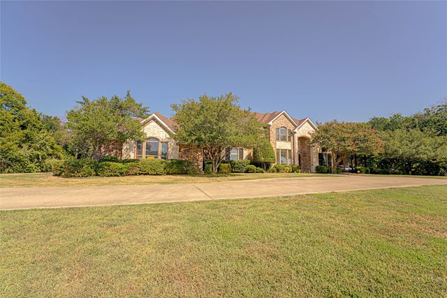 242 Ridgemont Drive, Heath, TX 75126
