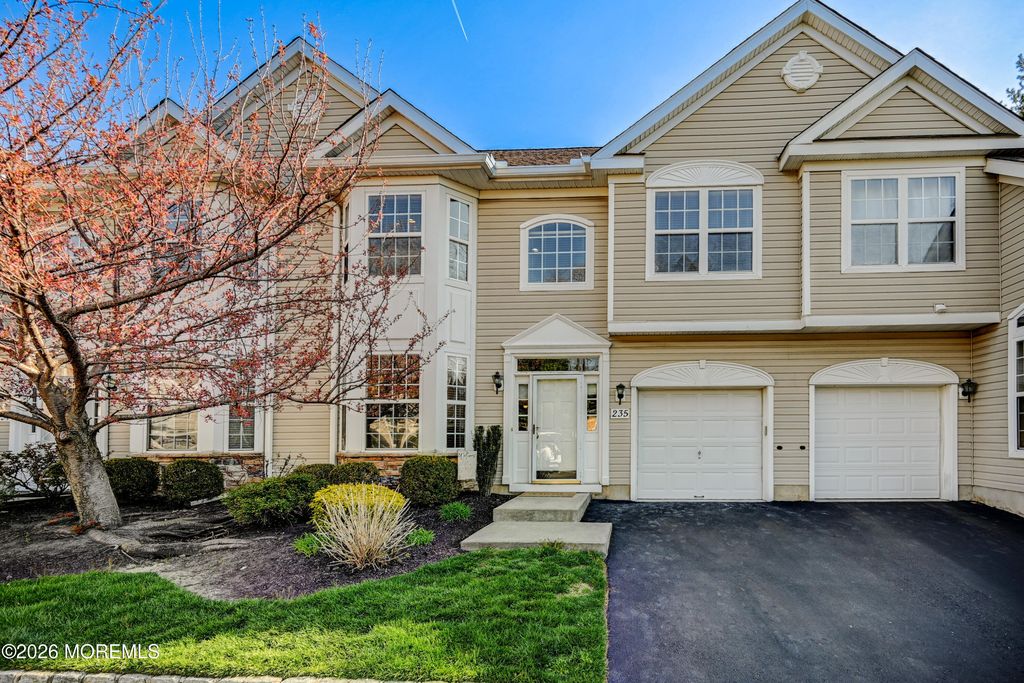 235 Shinnecock Drive, Manalapan, NJ 07726