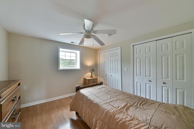 715 BUCKS RD, Perkasie, PA 18944