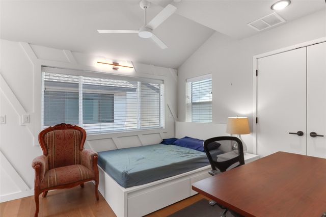 913 Duncan LN 101, Austin, TX 78705