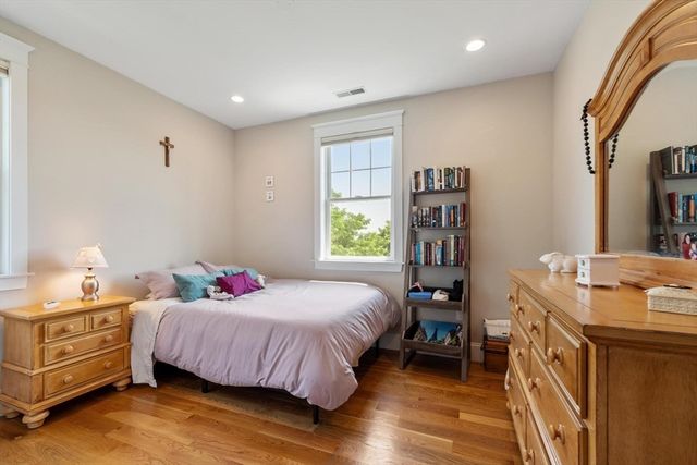 7 Bridle Spur Ln, Danvers, MA 01923