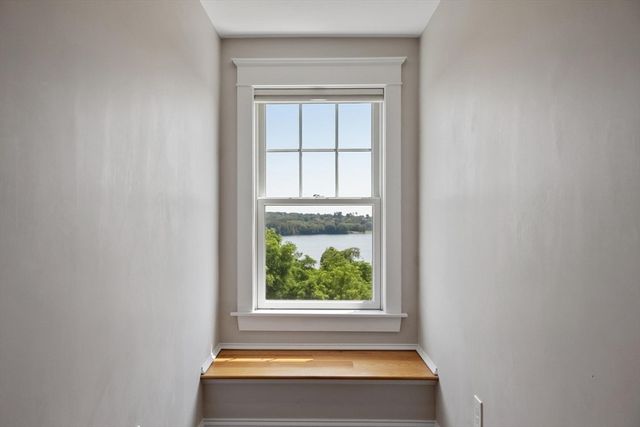7 Bridle Spur Ln, Danvers, MA 01923