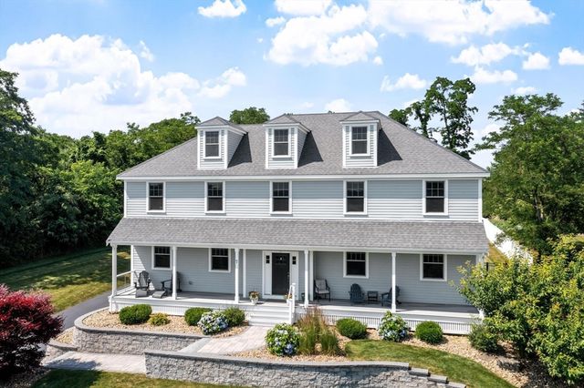 7 Bridle Spur Ln, Danvers, MA 01923