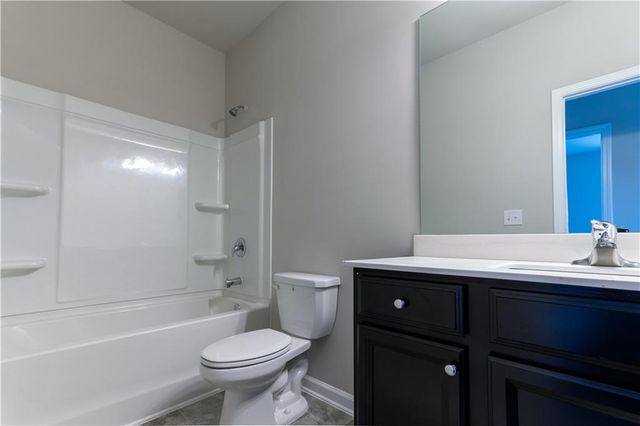 114 Canvas Ives Drive, Lawrenceville, GA 30045