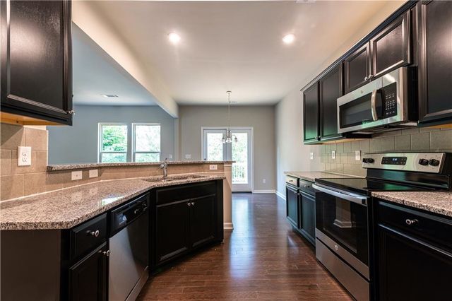 114 Canvas Ives Drive, Lawrenceville, GA 30045