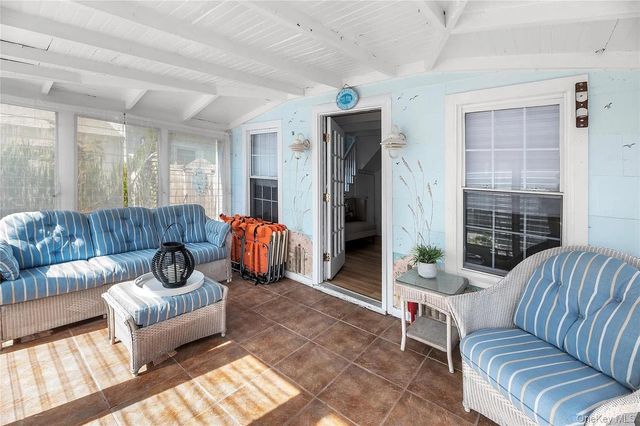 291 Cottage Walk, Ocean Beach, NY 11770