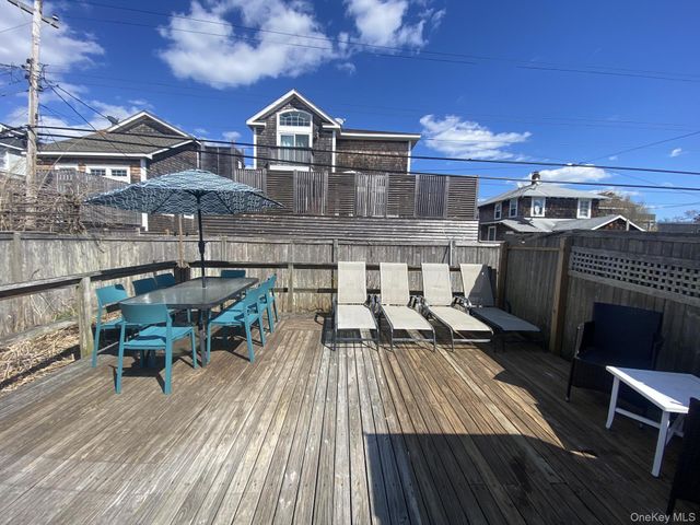 291 Cottage Walk, Ocean Beach, NY 11770