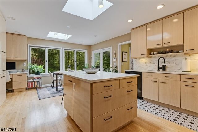 167 Mountain Ave, New Providence Boro, NJ 07974