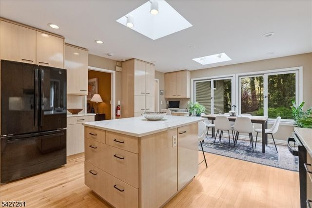 167 Mountain Ave, New Providence Boro, NJ 07974