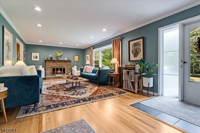 167 Mountain Ave, New Providence Boro, NJ 07974