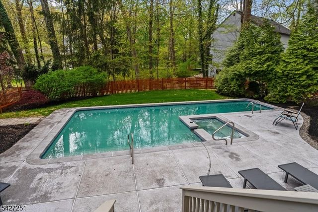 167 Mountain Ave, New Providence Boro, NJ 07974