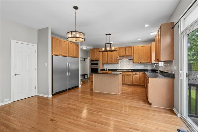 2589 Portage Avenue, Wauconda, IL 60084