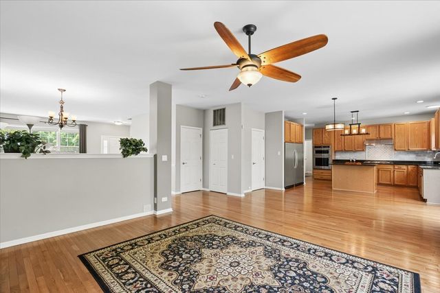2589 Portage Avenue, Wauconda, IL 60084