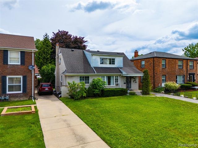 648 Alter Road, Detroit, MI 48215