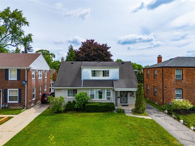 648 Alter Road, Detroit, MI 48215