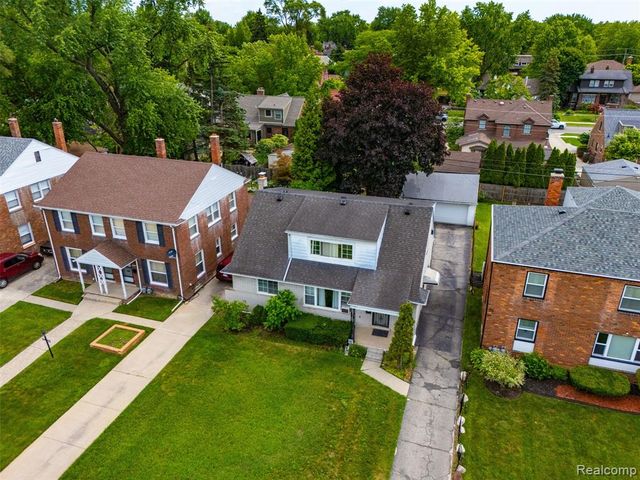 648 Alter Road, Detroit, MI 48215