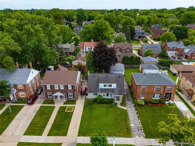 648 Alter Road, Detroit, MI 48215