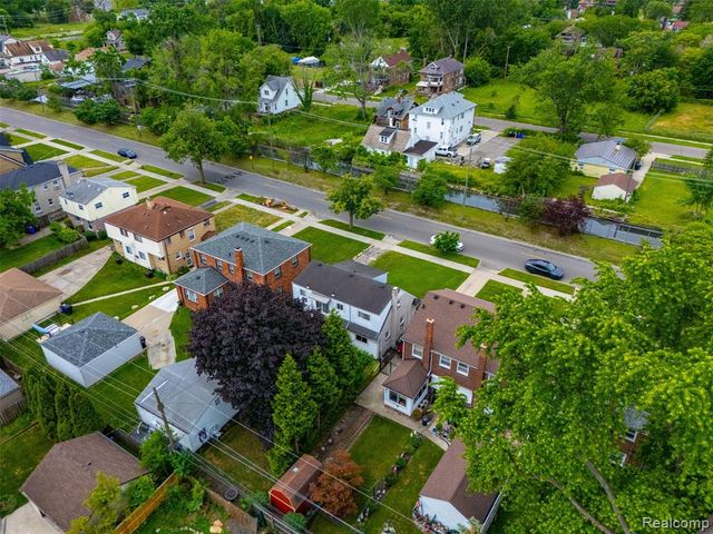 648 Alter Road, Detroit, MI 48215