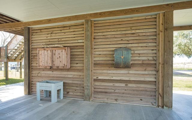 2569 County Road 291, Sargent, TX 77414